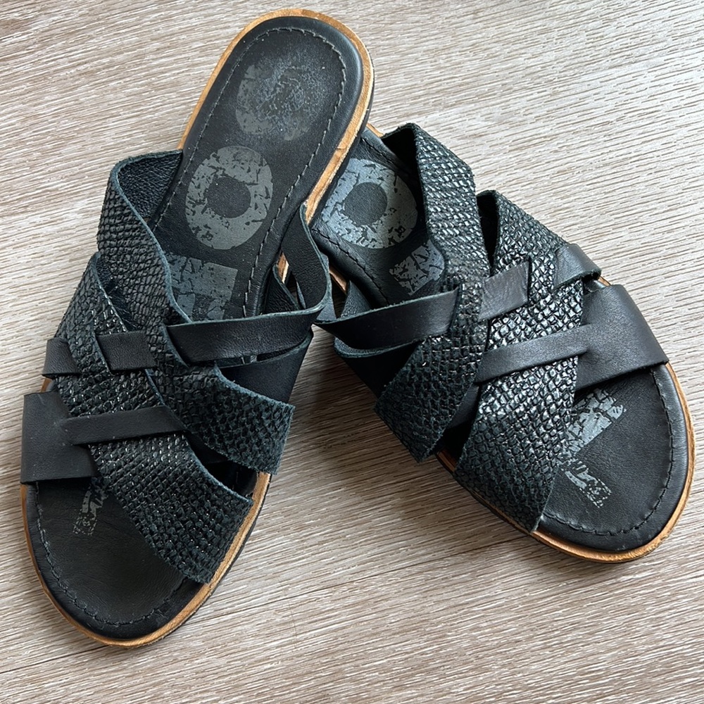 Sorel Black Women's Sandals